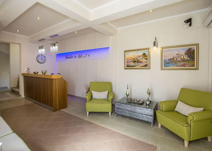 Sole Mare Konukevi 4*